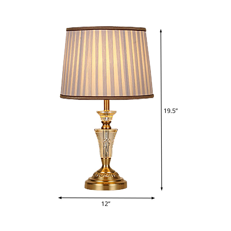 Lámpara de mesa de noche contemporánea de 1 bombilla, luz de libro de lectura de cono dorado con pantalla de tela