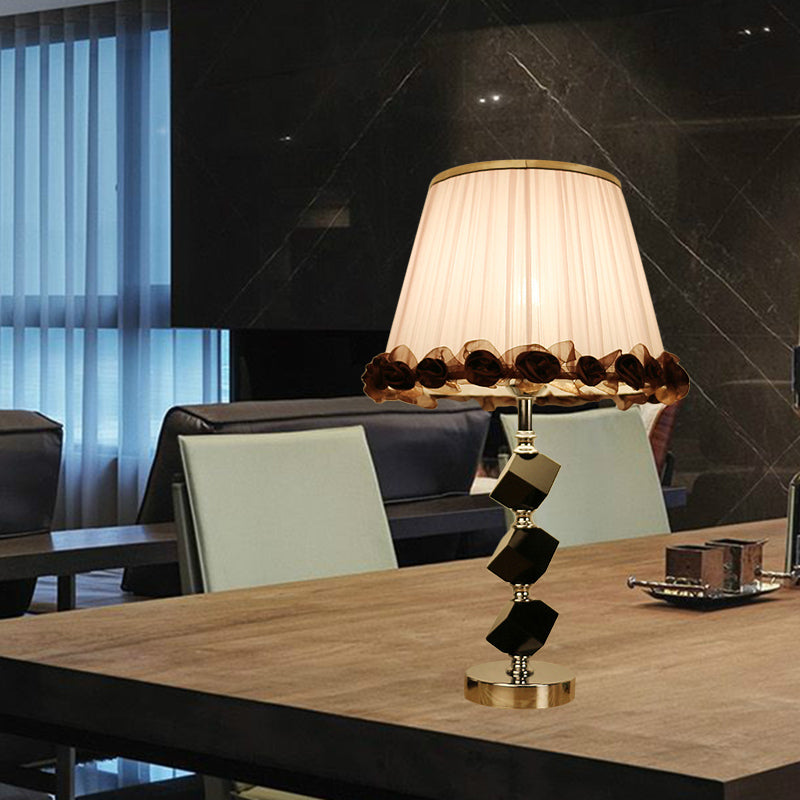 Luce notturna di cono cristallino sfaccettato moderno illuminazione da tavolo a 1 luci in rosa per soggiorno