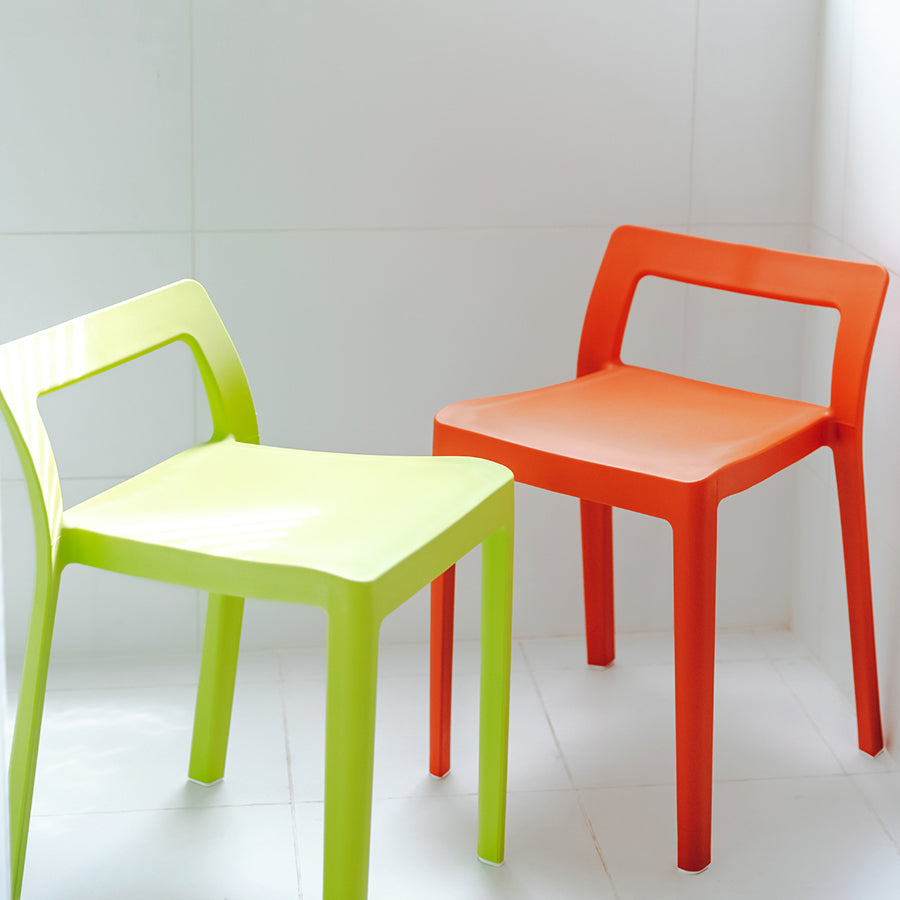Chaises latérales arrière ouvertes de cuisine de salle à manger de ensemble de chaise en plastique de style moderne