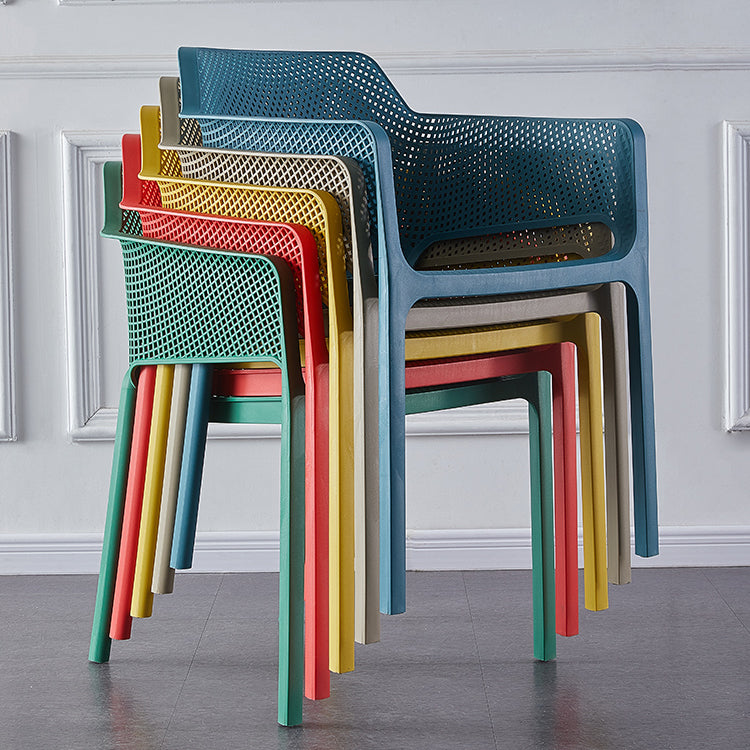 Chaises de salle à manger de style contemporain Fauteuils empilables avec pieds en plastique