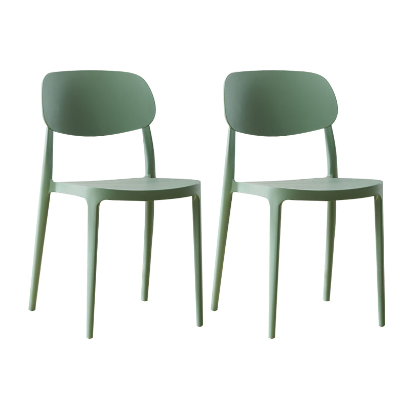 Chaise d'appoint de salon scandinave en plastique, finition mate, chaise de salle à manger à dossier ouvert