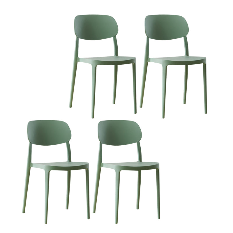 Chaise d'appoint de salon scandinave en plastique, finition mate, chaise de salle à manger à dossier ouvert