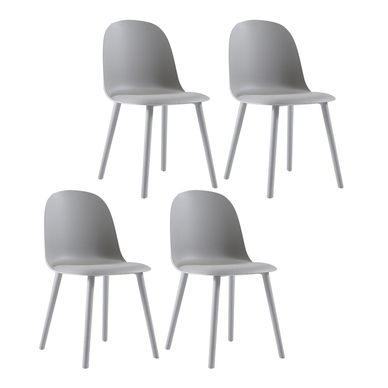 Silla auxiliar de comedor escandinavo de plástico Silla de comedor Parsons con acabado mate (juego de 4)
