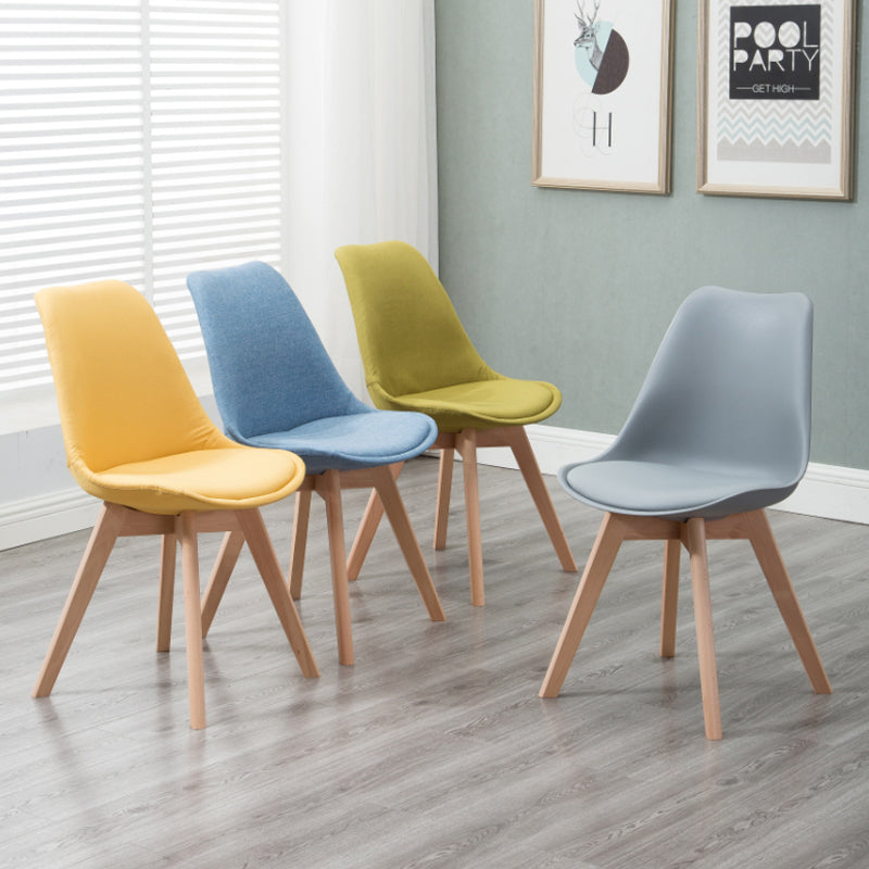 Polsterer skandinavischer Konferenzraum Seitstuhl Matte Finish Parsons Essons Stühle
