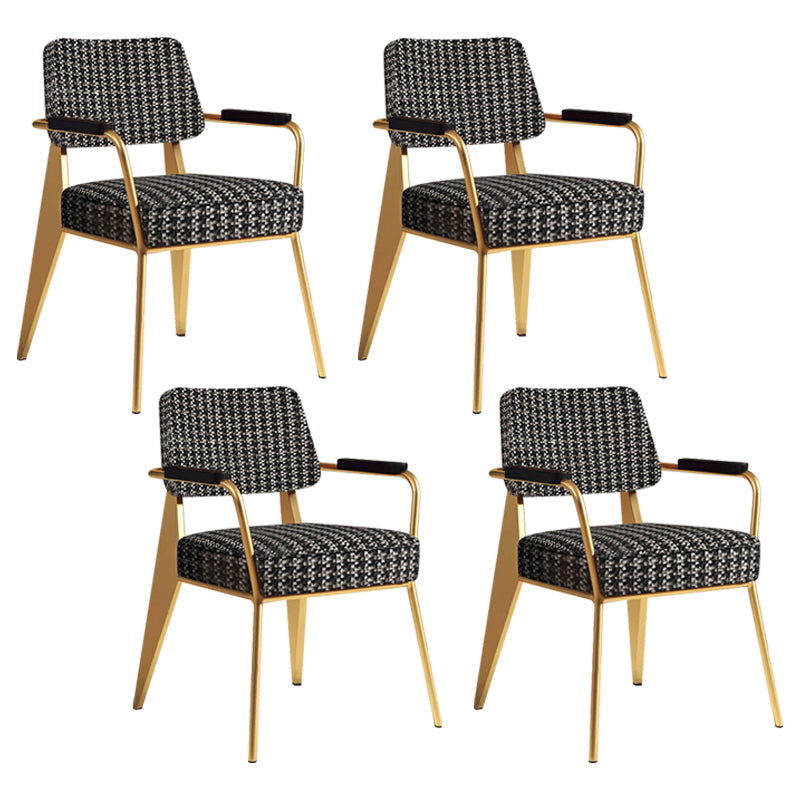 Sillón escandinavo interior Silla de comedor tapizada de metal con respaldo abierto