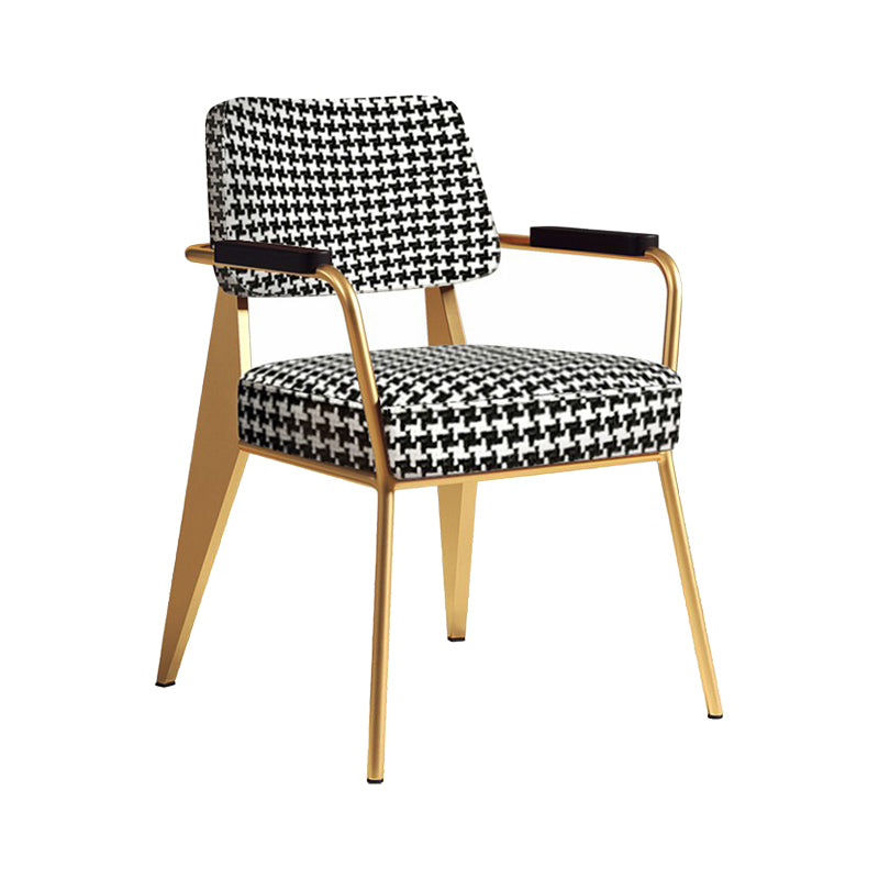 Fauteuil scandinave d'intérieur, chaise de salle à manger rembourrée en métal à dossier ouvert