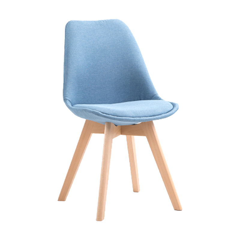 Silla lateral tapizada de dormitorio escandinavo acabado mate silla de comedor parsons