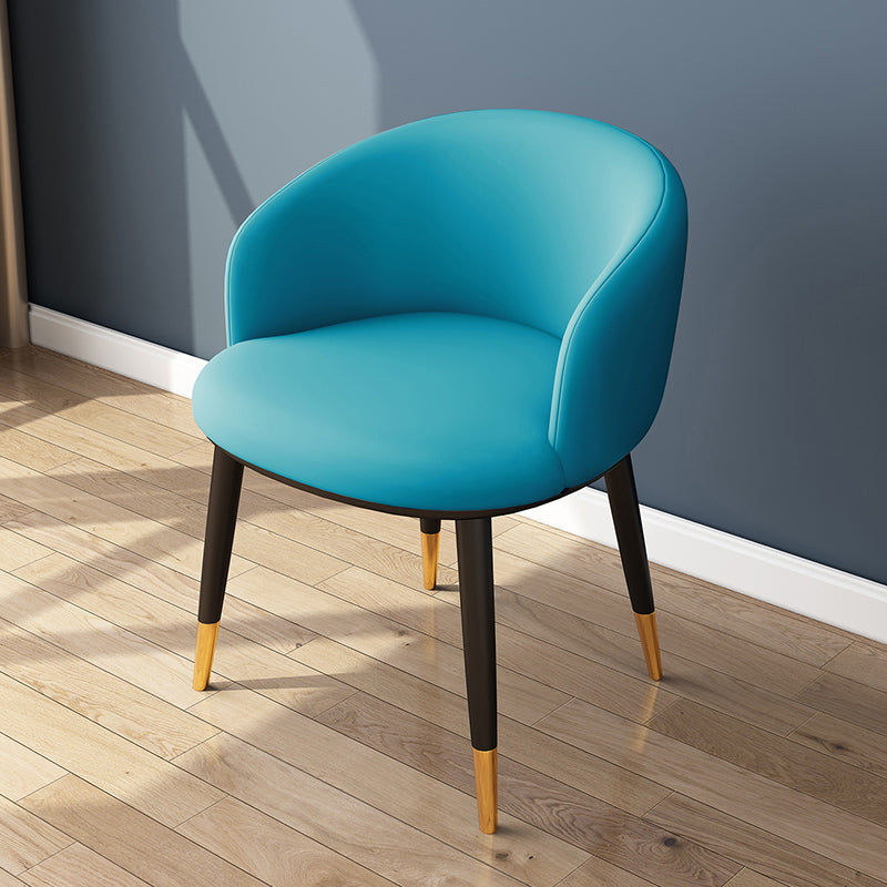 Silla lateral escandinava interior Silla de comedor tapizada de metal con respaldo Parsons
