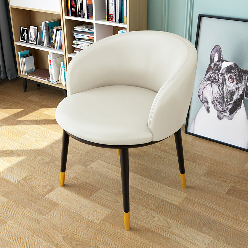 Silla lateral escandinava interior Silla de comedor tapizada de metal con respaldo Parsons