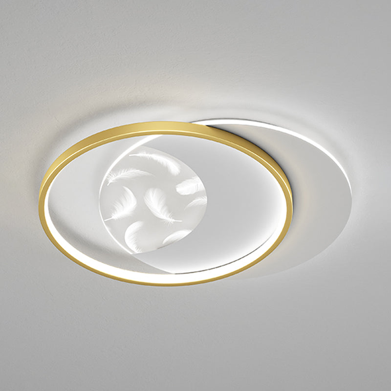 Montaggio a incasso a LED circolare in acrilico nella moderna semplicità della plafoniera in piuma di ferro per camera da letto