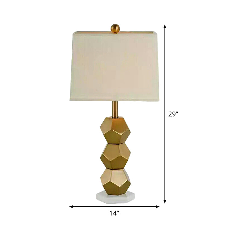Éclairage de Table de nuit trapèze doré, lampe de chevet en tissu Post-moderne à 1 tête pour chambre à coucher