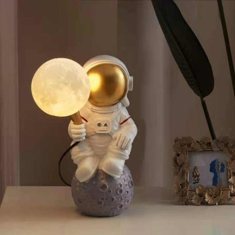 Estilo moderno Astronaut Shape Night Table Lamp Resin 1 Light Table Light