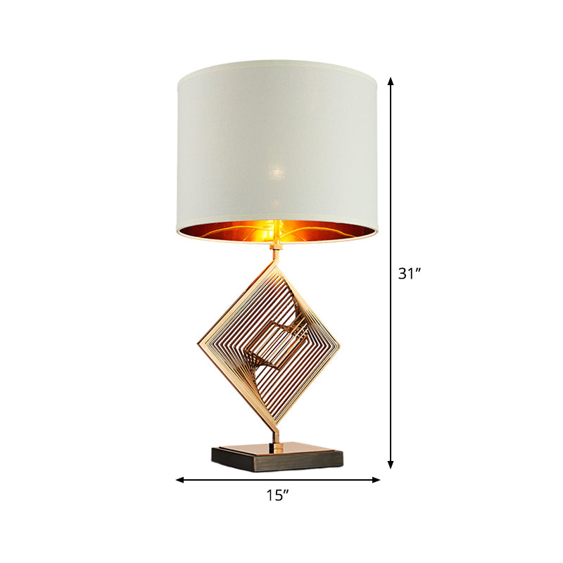 Metalen vierkante nachttafellamp Modern 1-lamps witte nachtkastjeverlichting met trommelstofkap