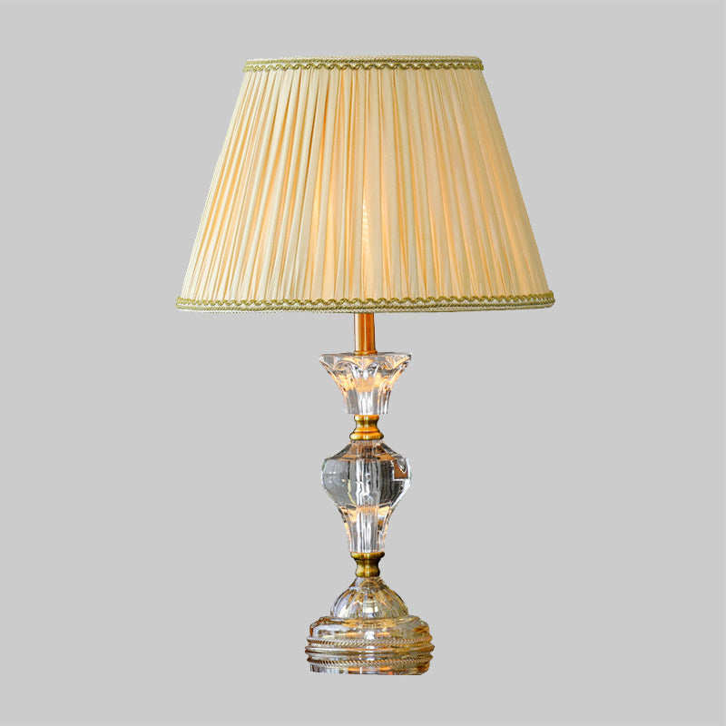 Lampada da tavolo affusolata in cristallo trasparente Lampada da notte contemporanea a 1 testa in beige per soggiorno