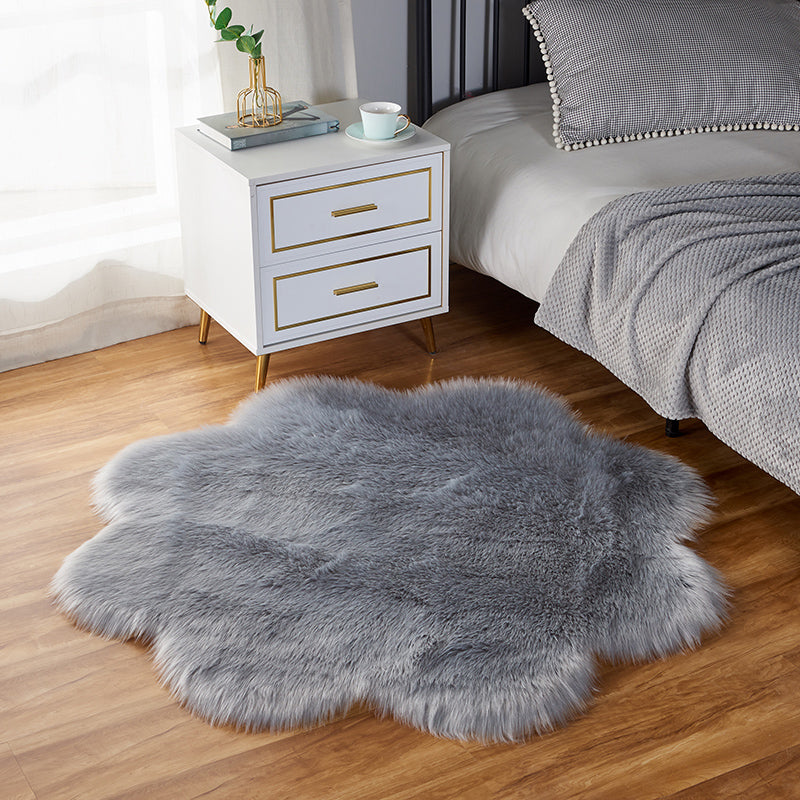 Stilvoller plüsch Teppich Vollfarbener Polyester Teppich Easy Care Teppich für Schlafzimmer