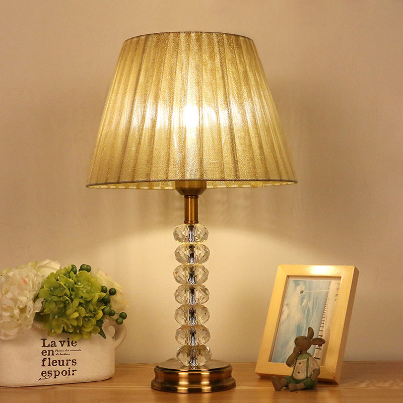 Éclairage de table à lampe à plis beige Éclairage simple 1 lampe de nuit en cristal à facettes à facette pour salon