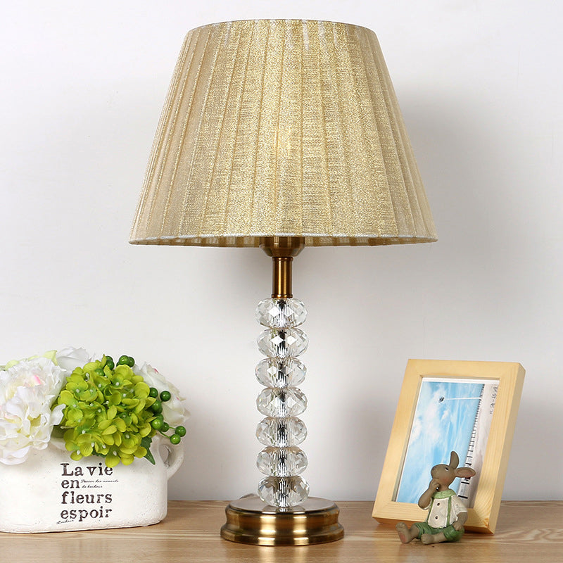 Éclairage de table à lampe à plis beige Éclairage simple 1 lampe de nuit en cristal à facettes à facette pour salon