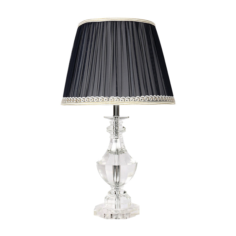 1 Glühbirnenschlafzimmer Kristall Nachttisch Lampe Einfachheit Nachttisch Beleuchtung mit konischem Stoff Schatten