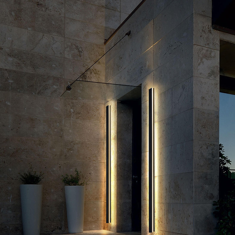 Modern Style Linear Wall Sconce Lights Metal 1 Light Wall Lighting Ideas in Black