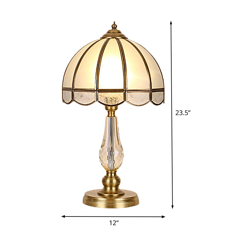Eigentijdse tafellamp met 1 lamp, gouden paraplu, kleine bureaulamp met matglazen kap
