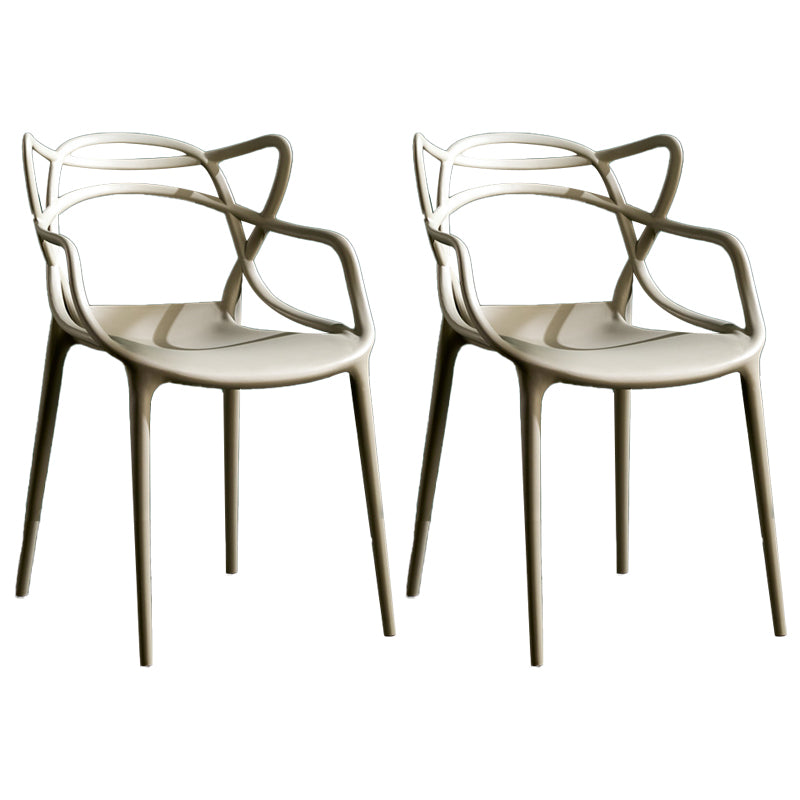 Sillas de comedor de cocina de estilo moderno Silla auxiliar con brazo de comedor con patas de plástico