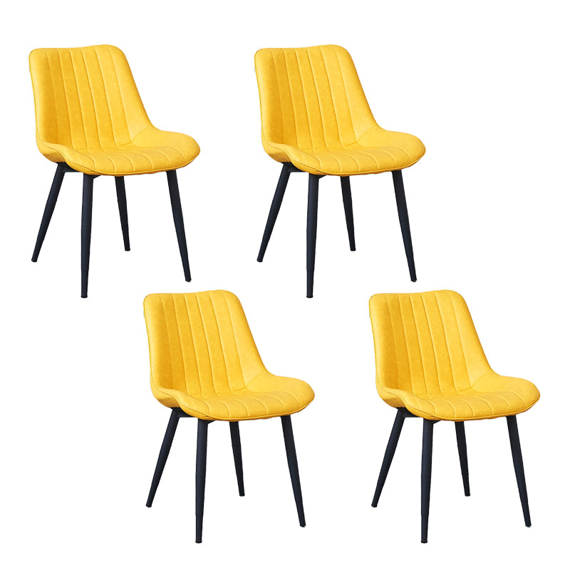 Silla lateral escandinava interior Silla de comedor con respaldo sólido tapizada de metal