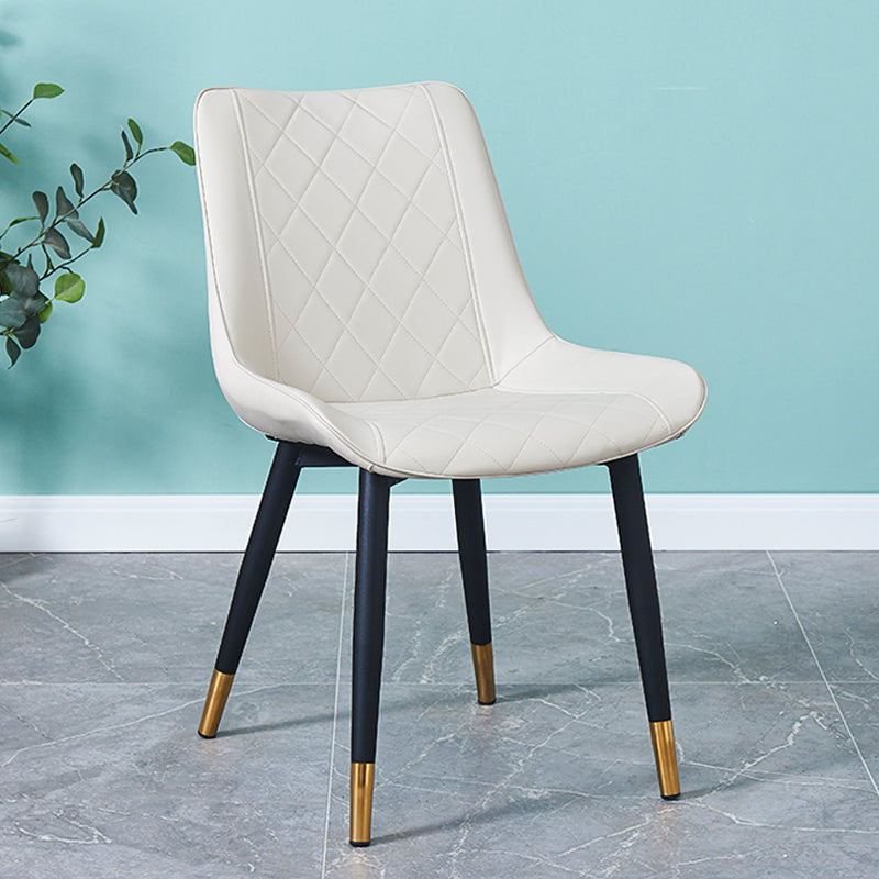 Silla lateral escandinava interior Silla de comedor con respaldo sólido tapizada de metal