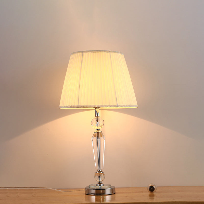 1 Kopf verjüngter Drum Task Lighting Modernismus Stoff Leselampe in Weiß für das Studium