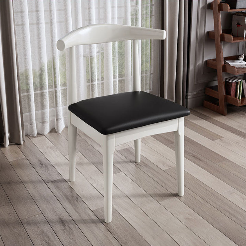 Silla lateral escandinava interior tapizada Silla de comedor de madera con respaldo abierto