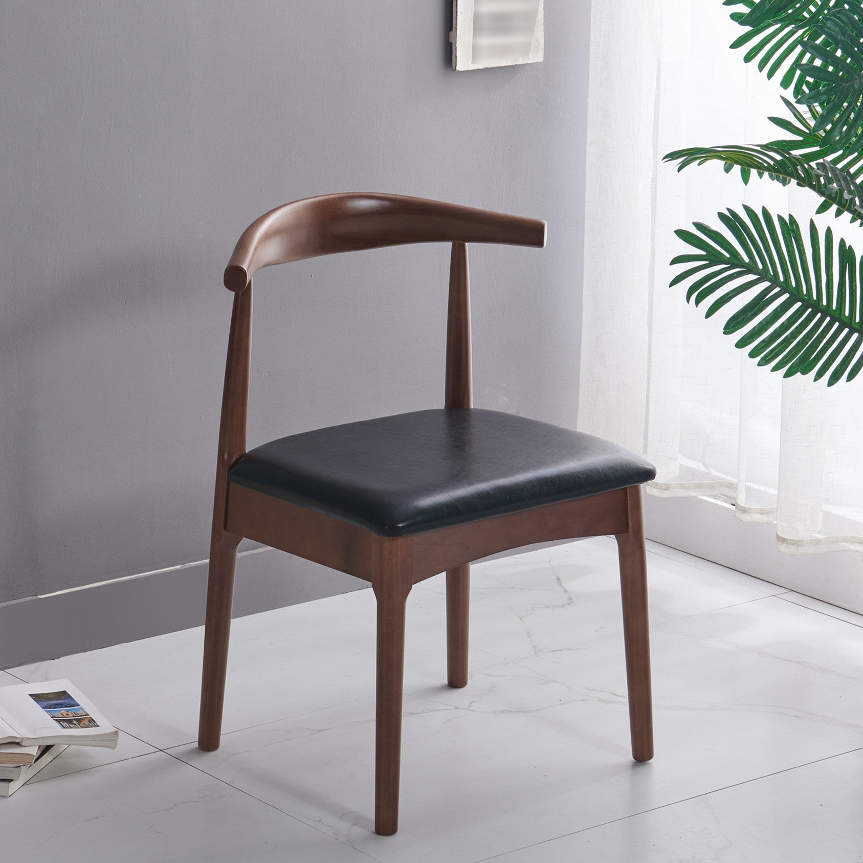 Silla lateral escandinava interior tapizada Silla de comedor de madera con respaldo abierto