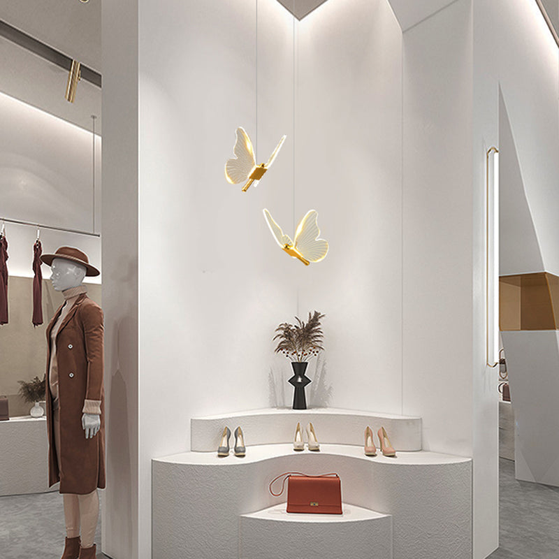 Gouden vlinder led hanglamp in moderne luxe stijl smeedijzeren hangende lamp met acryl schaduw