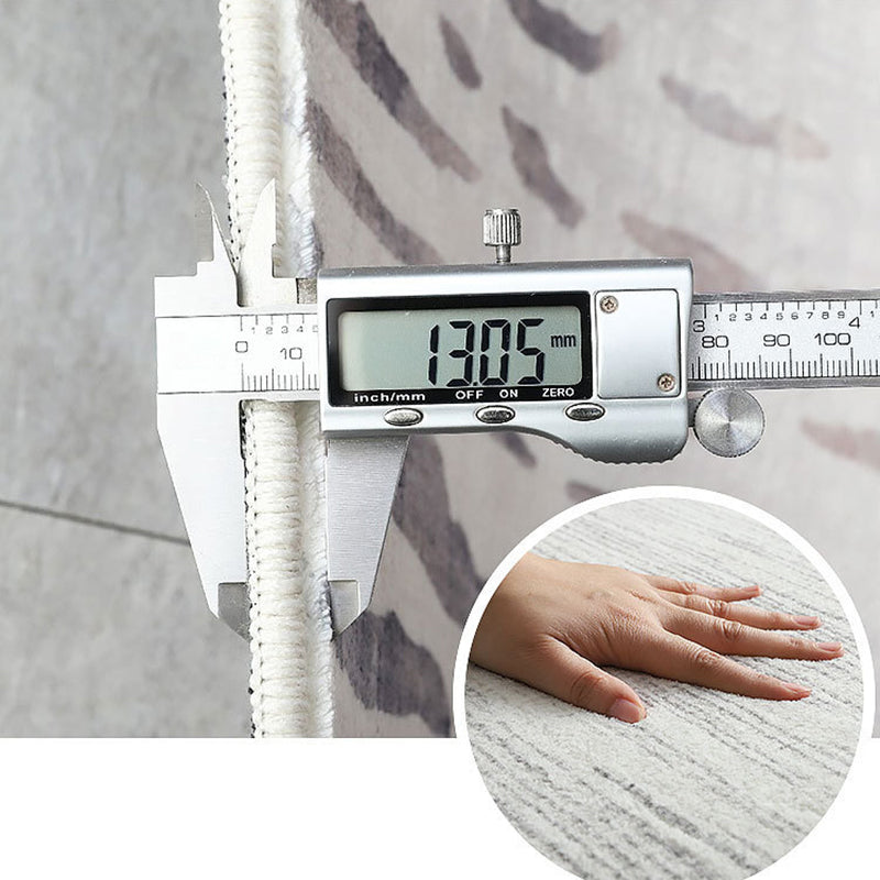 Modern Abstract Pattern Area Rug Grey Polyester Carpet Stain Resistant Area Rug for Home Decor