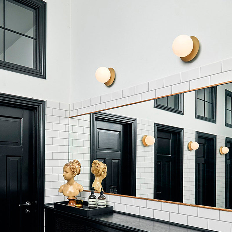 1 éclairage mural à balle en verre clair