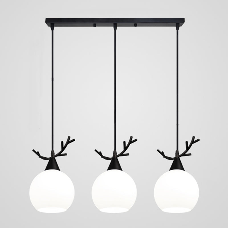 Modern Creative Creative Creative Light Lampade in ferro laccata lampada appesa con tonalità di vetro bianco