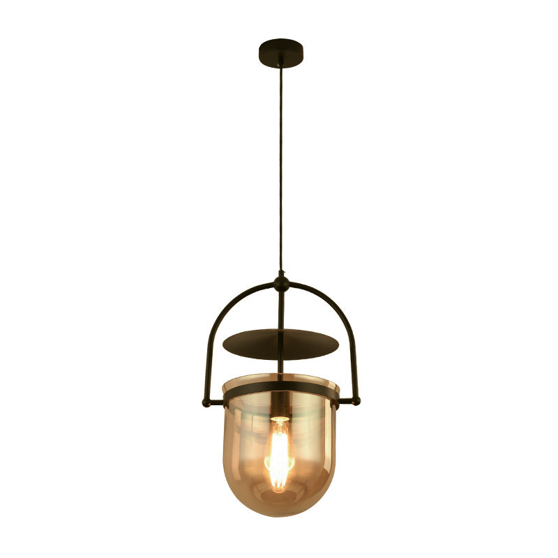 Lampada industriale a sospensione singola vintage lampada in ferro laccata con tonalità in vetro ambra