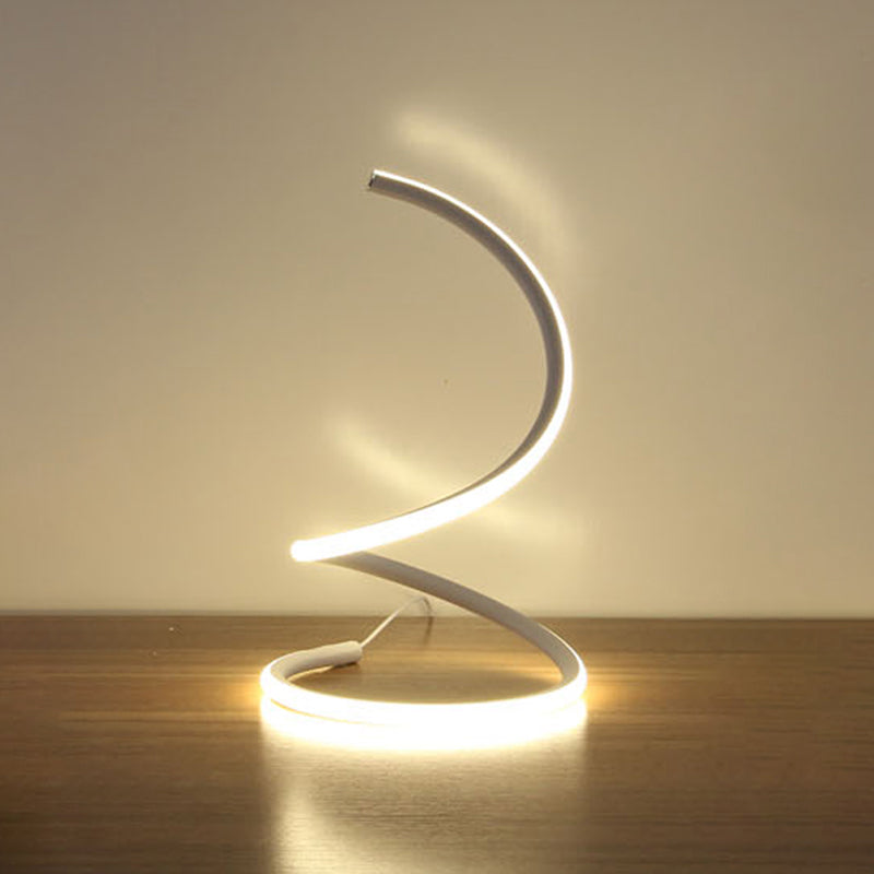 1 lampada da comodino lineare leggero lampade da comodino in metallo contemporaneo per camera da letto