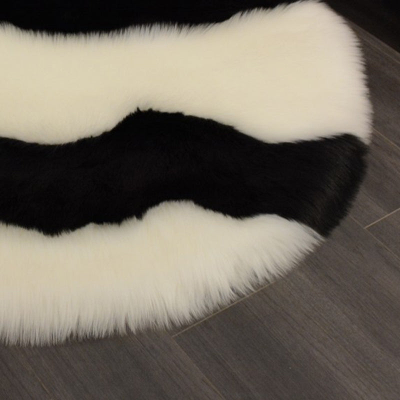 Stilvoller Plüschbereich Teppich Farbblock Polyester Fläche Teppich Fleckenfesterte Teppich für Wohnkultur