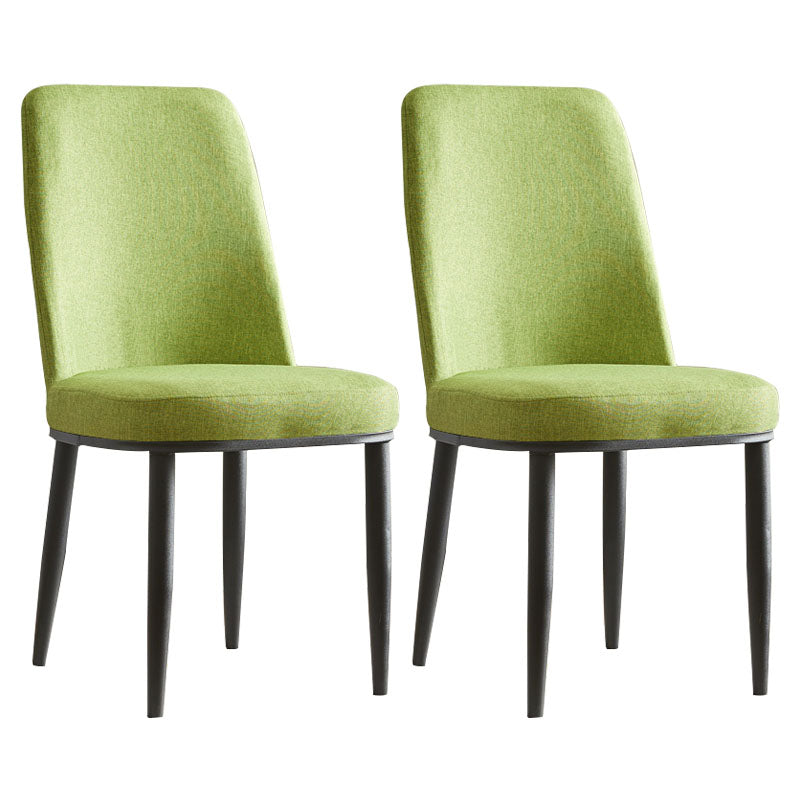 Silla de comedor moderna para interiores y exteriores, silla con respaldo sólido acolchado sin brazos de metal