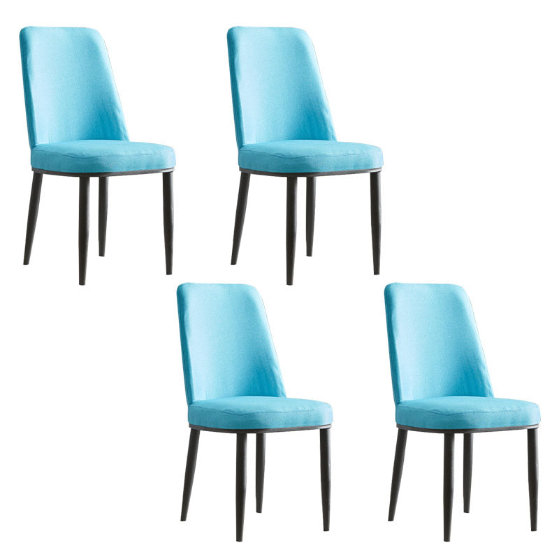Silla de comedor moderna para interiores y exteriores, silla con respaldo sólido acolchado sin brazos de metal