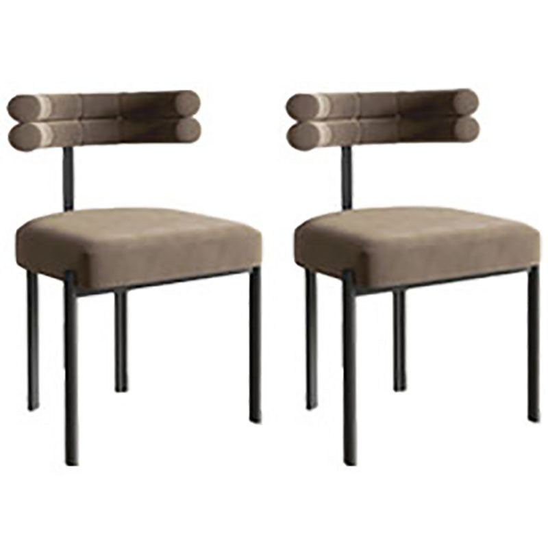 Chaise d'appoint de café en velours de style designer, chaise de salle à manger ouverte aux couleurs fraîches (Ensemble de 2)