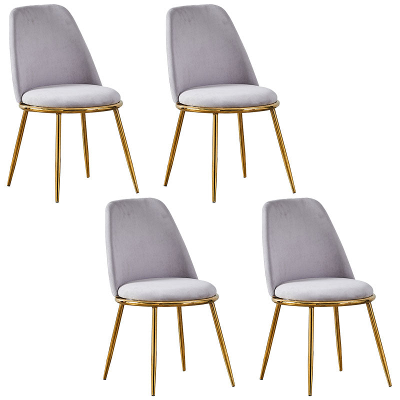 Silla auxiliar de comedor escandinavo de terciopelo Silla de comedor con acabado mate Parsons