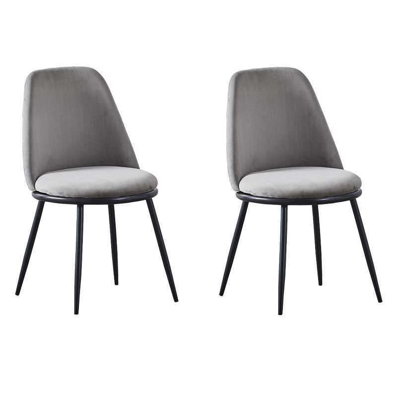 Silla auxiliar de comedor escandinavo de terciopelo Silla de comedor con acabado mate Parsons
