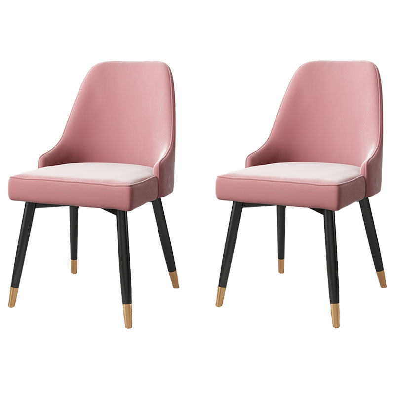 Sillas sin brazos de comedor de metal Glam, sillas Parsons de comedor de cuero PU para restaurante