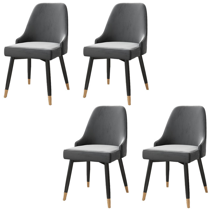 Sillas sin brazos de comedor de metal Glam, sillas Parsons de comedor de cuero PU para restaurante