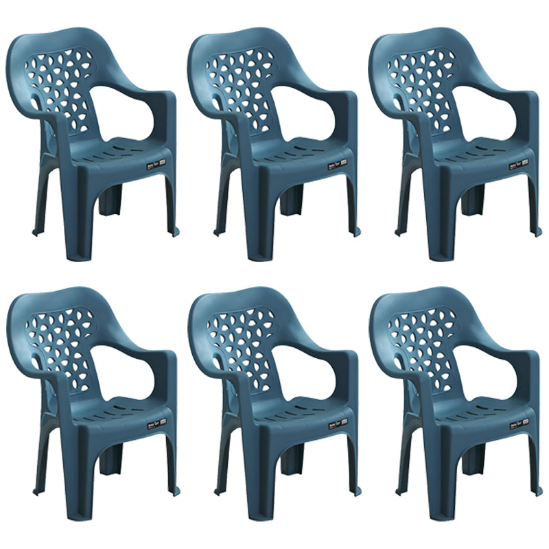 Sillas plásticas contemporáneas del comedor que cenan la silla apilable del brazo para el uso en el hogar