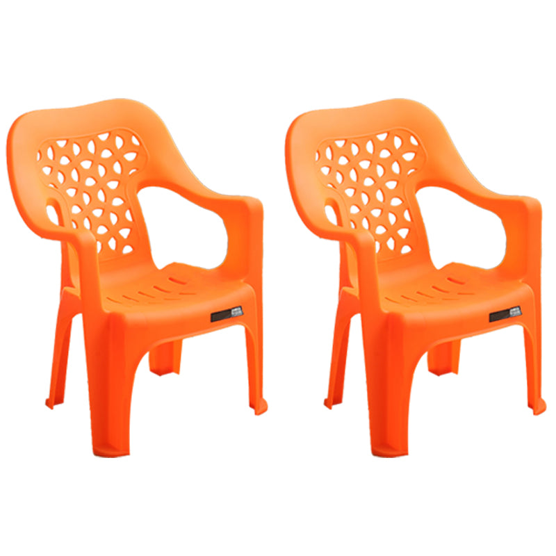 Chaises de salle à manger en plastique contemporaines, chaise empilable à bras de salle à manger pour usage domestique