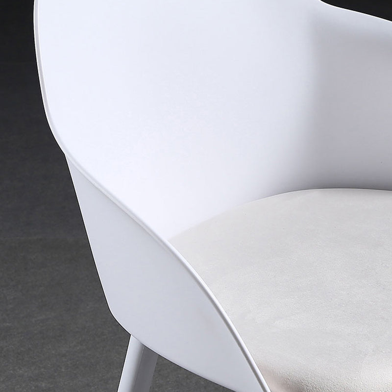 Silla de comedor estilo moderno Silla auxiliar con brazo de cocina y patas de plástico