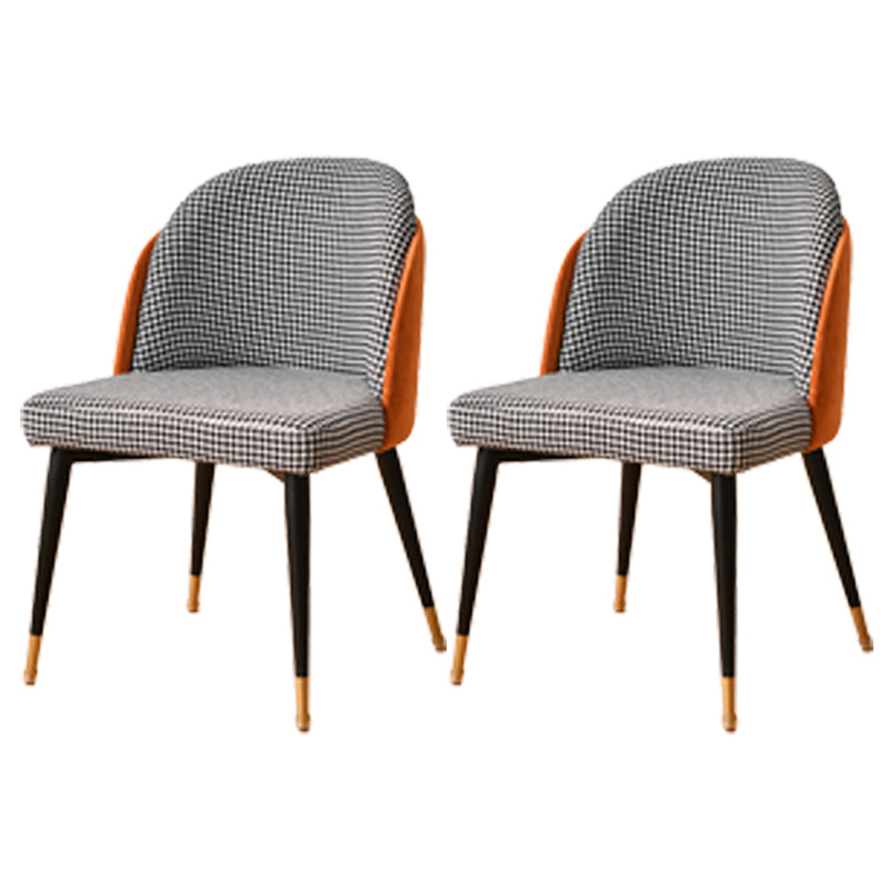 Silla de comedor de metal de estilo nórdico, silla tapizada de comedor de tela para uso doméstico