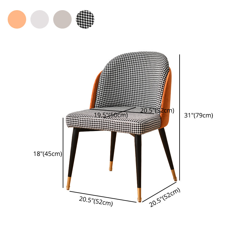 Silla de comedor de metal de estilo nórdico, silla tapizada de comedor de tela para uso doméstico