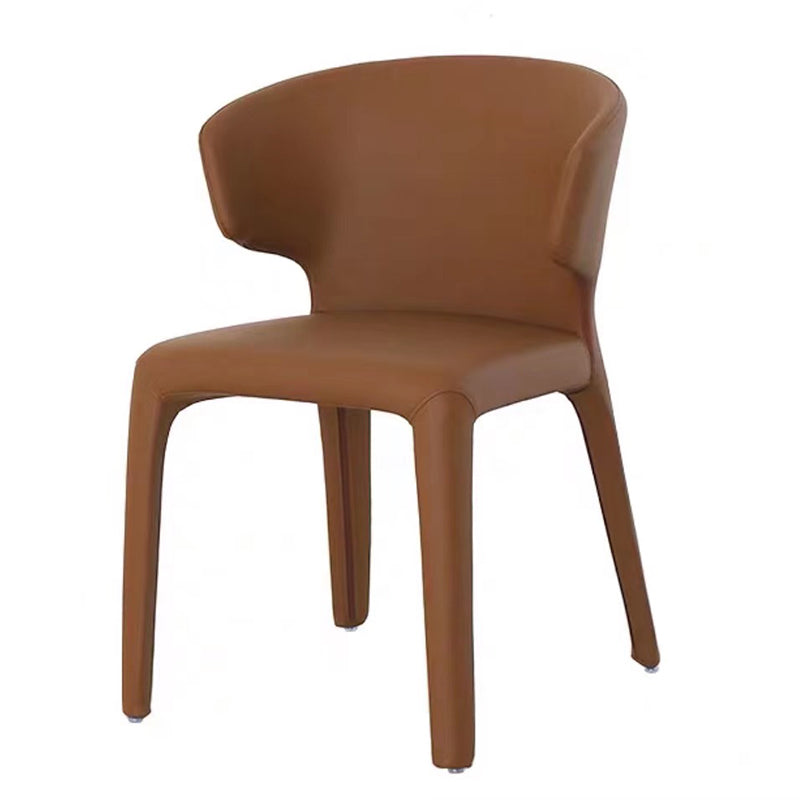 Silla de comedor individual con respaldo de ala y acabado mate de sillón de cuero estilo diseñador